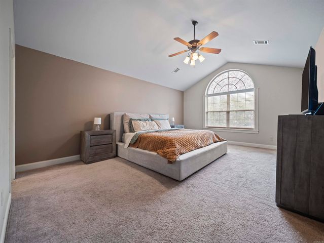 104 Leigh Circle, Hot Springs, AR 71901