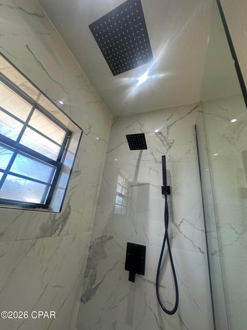 7293 Highway 90, Grand Ridge, FL 32442