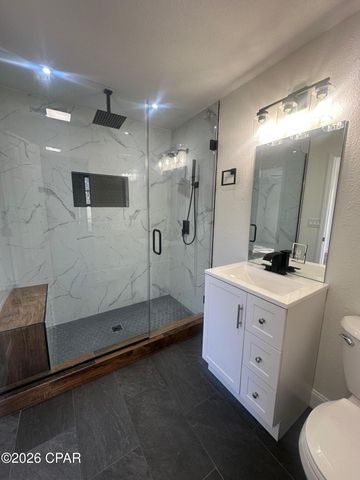 7293 Highway 90, Grand Ridge, FL 32442