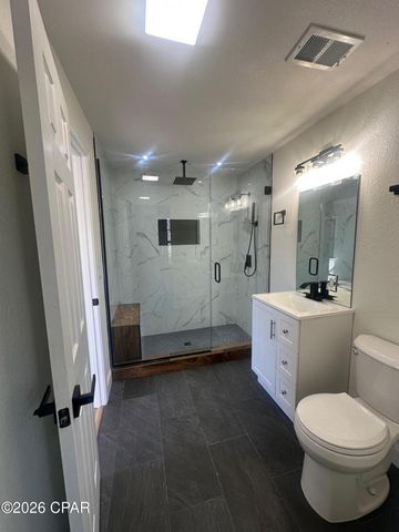 7293 Highway 90, Grand Ridge, FL 32442