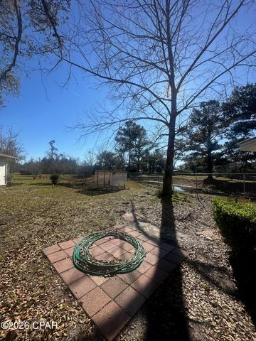 7293 Highway 90, Grand Ridge, FL 32442