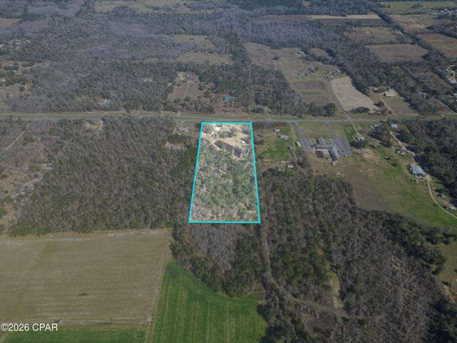 7293 Highway 90, Grand Ridge, FL 32442