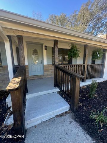 7293 Highway 90, Grand Ridge, FL 32442