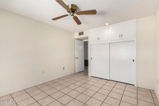 10319 W TWIN OAKS Drive, Sun City, AZ 85351