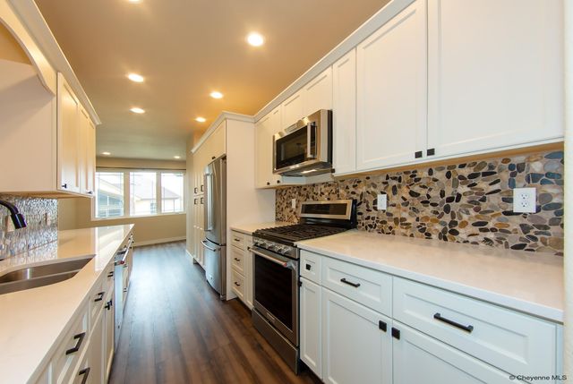 5831 INDIGO DR, Cheyenne, WY 82001