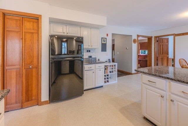 9 Andersen Dr, Boxford, MA 01921
