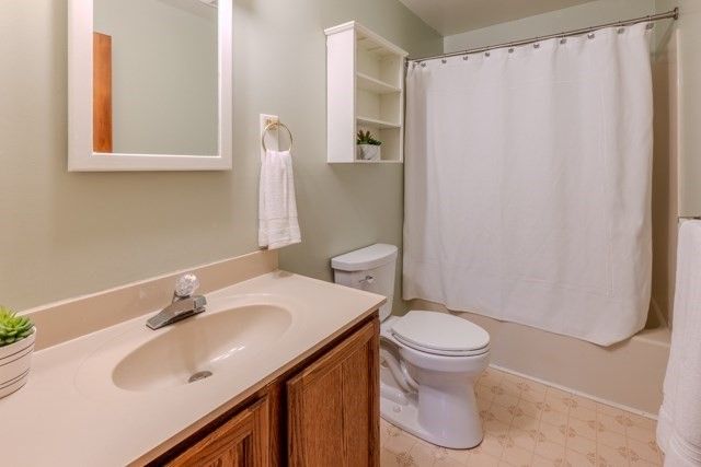 9 Andersen Dr, Boxford, MA 01921