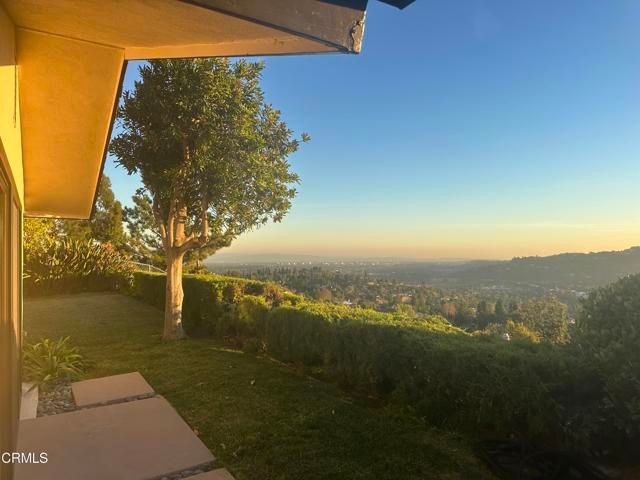 614 Starlight Crest Drive, La Canada Flintridge, CA 91011