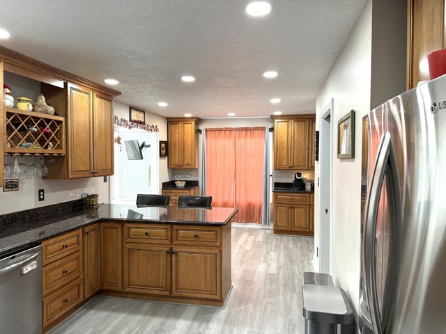 1124 Thornberry Dr, Clarksville, TN 37043