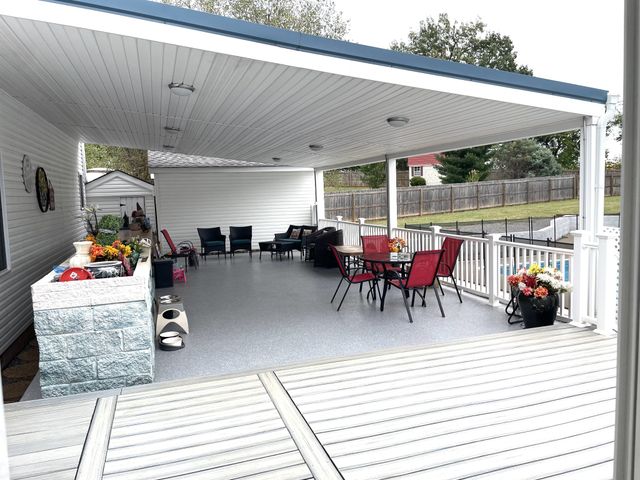1124 Thornberry Dr, Clarksville, TN 37043