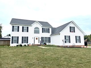1124 Thornberry Dr, Clarksville, TN 37043