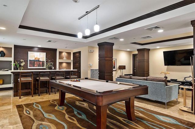 2421 NE 65th Street 611, Fort Lauderdale, FL 33308