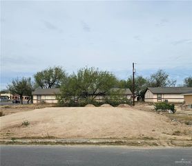 105 N Palm Drive, La Joya, TX 78560