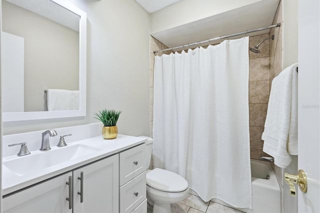 6628 DRAW LANE 122, Sarasota, FL 34238