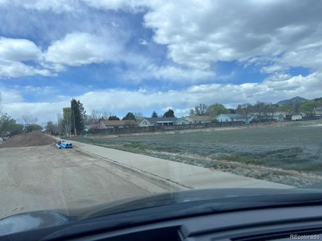 913 County Road 218, Silt, CO 81652