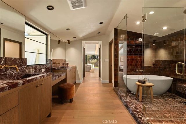 3655 Wrightwood Drive, Studio City, CA 91604