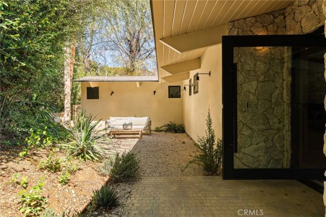 3655 Wrightwood Drive, Studio City, CA 91604