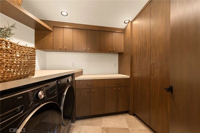 3655 Wrightwood Drive, Studio City, CA 91604