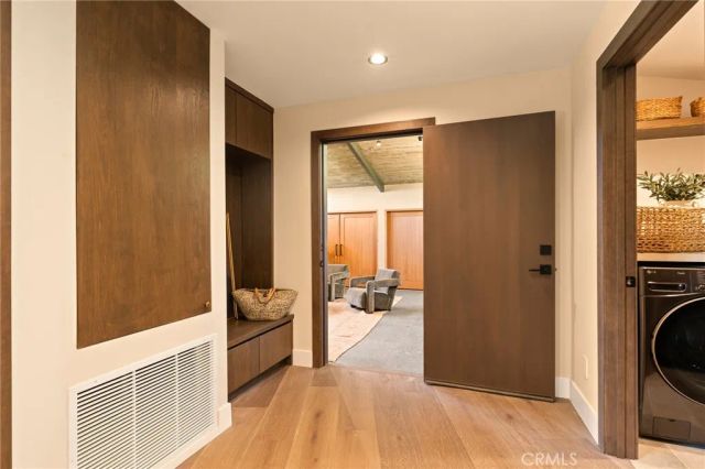 3655 Wrightwood Drive, Studio City, CA 91604