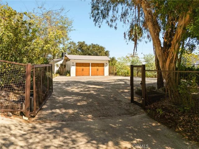 3655 Wrightwood Drive, Studio City, CA 91604