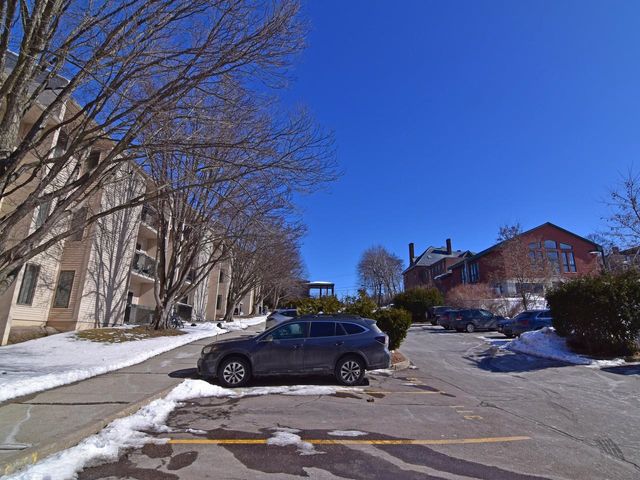 47 S Williams St Apt 111, Burlington, VT 05401