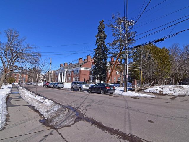 47 S Williams St Apt 111, Burlington, VT 05401