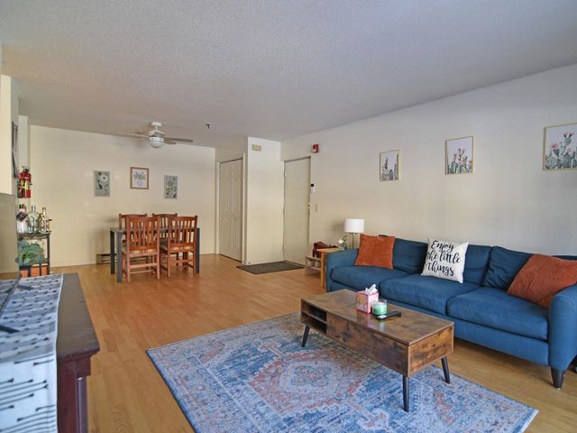 47 S Williams St Apt 111, Burlington, VT 05401