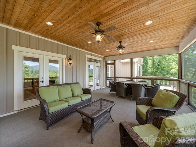 167 Tatham Road, Hendersonville, NC 28792