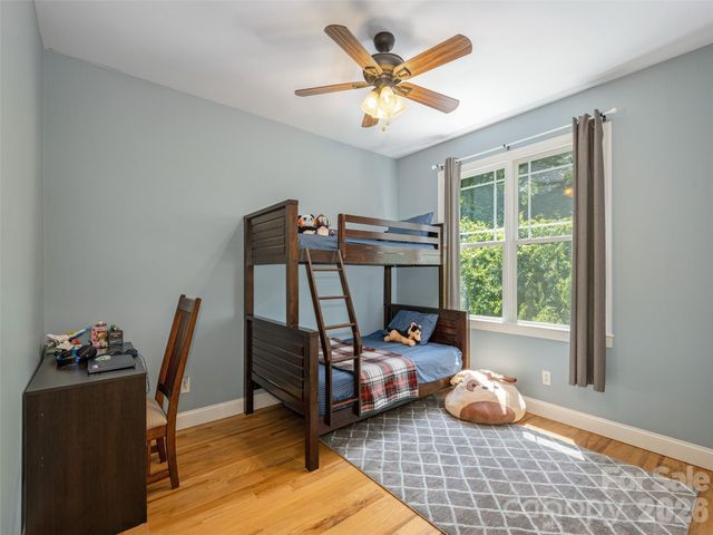 167 Tatham Road, Hendersonville, NC 28792