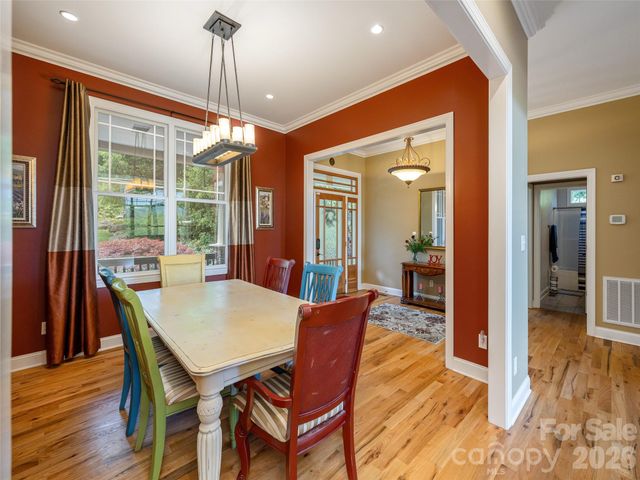 167 Tatham Road, Hendersonville, NC 28792