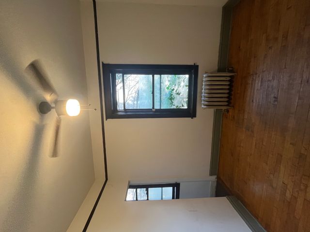 8548 S Manistee Avenue 1, Chicago, IL 60617