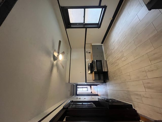 8548 S Manistee Avenue 1, Chicago, IL 60617