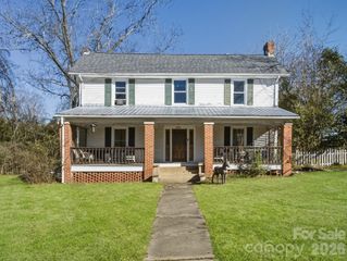 3030 Shannon Street, Sharon, SC 29742