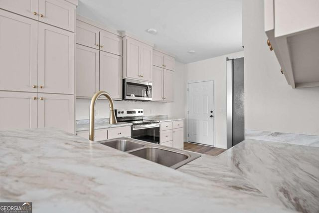 96 Beech Road, Hazlehurst, GA 31539