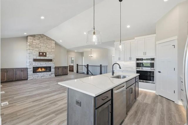 1199 60th Street, Hudson, WI 54016