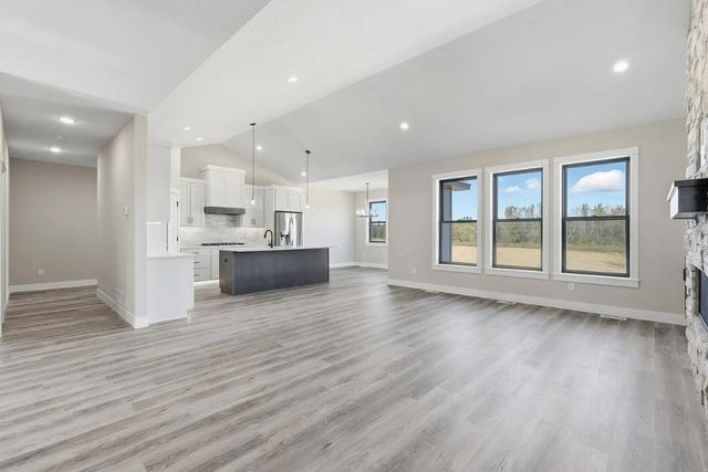 1199 60th Street, Hudson, WI 54016