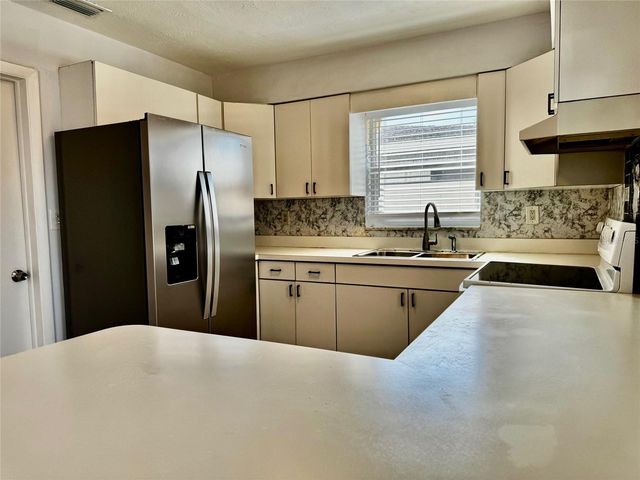 5561 100TH AVENUE N, Pinellas Park, FL 33782