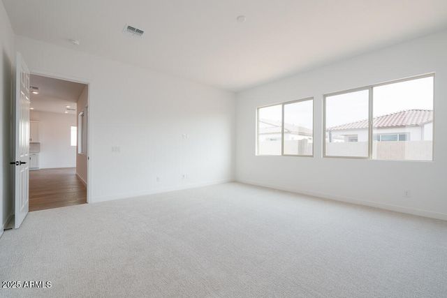 3909 E GOLD MOUNTAIN Avenue, San Tan Valley, AZ 85143