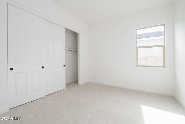 3909 E GOLD MOUNTAIN Avenue, San Tan Valley, AZ 85143