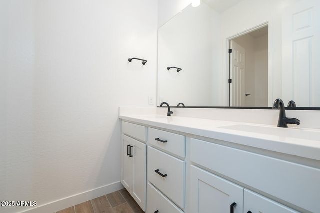 3909 E GOLD MOUNTAIN Avenue, San Tan Valley, AZ 85143