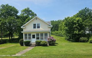 6667 Chester Avenue, Stottville, NY 12534