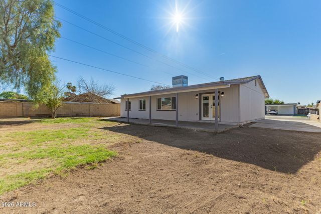 7922 W CLAYTON Drive, Phoenix, AZ 85033