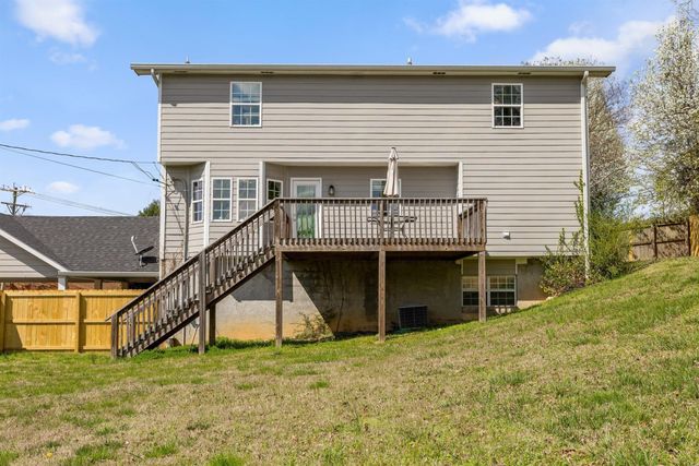 2700 Autumn Chase Drive, Chattanooga, TN 37421