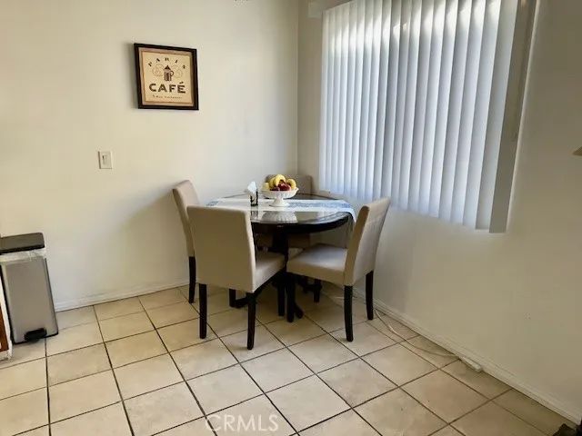 19400 Wyandotte 16, Reseda, CA 91335