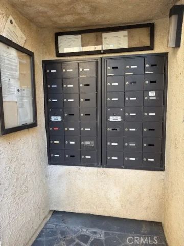 19400 Wyandotte 16, Reseda, CA 91335