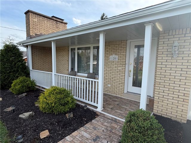 120 Crestview Mnr, Carroll Twp, PA 15063
