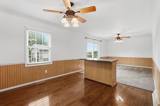 3715 Fairhaven Road, Davenport, IA 52807