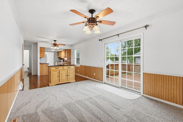 3715 Fairhaven Road, Davenport, IA 52807