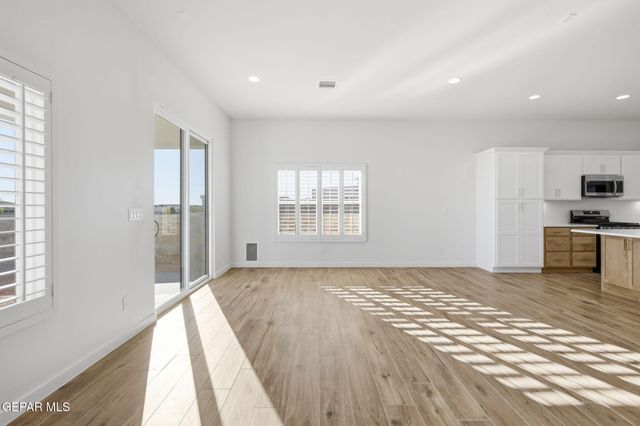 12428 Amesbury Avenue, El Paso, TX 79928