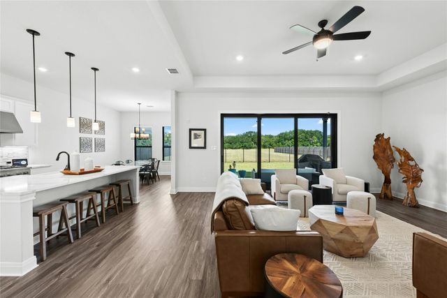 108 Hamilton BR, Liberty Hill, TX 78642